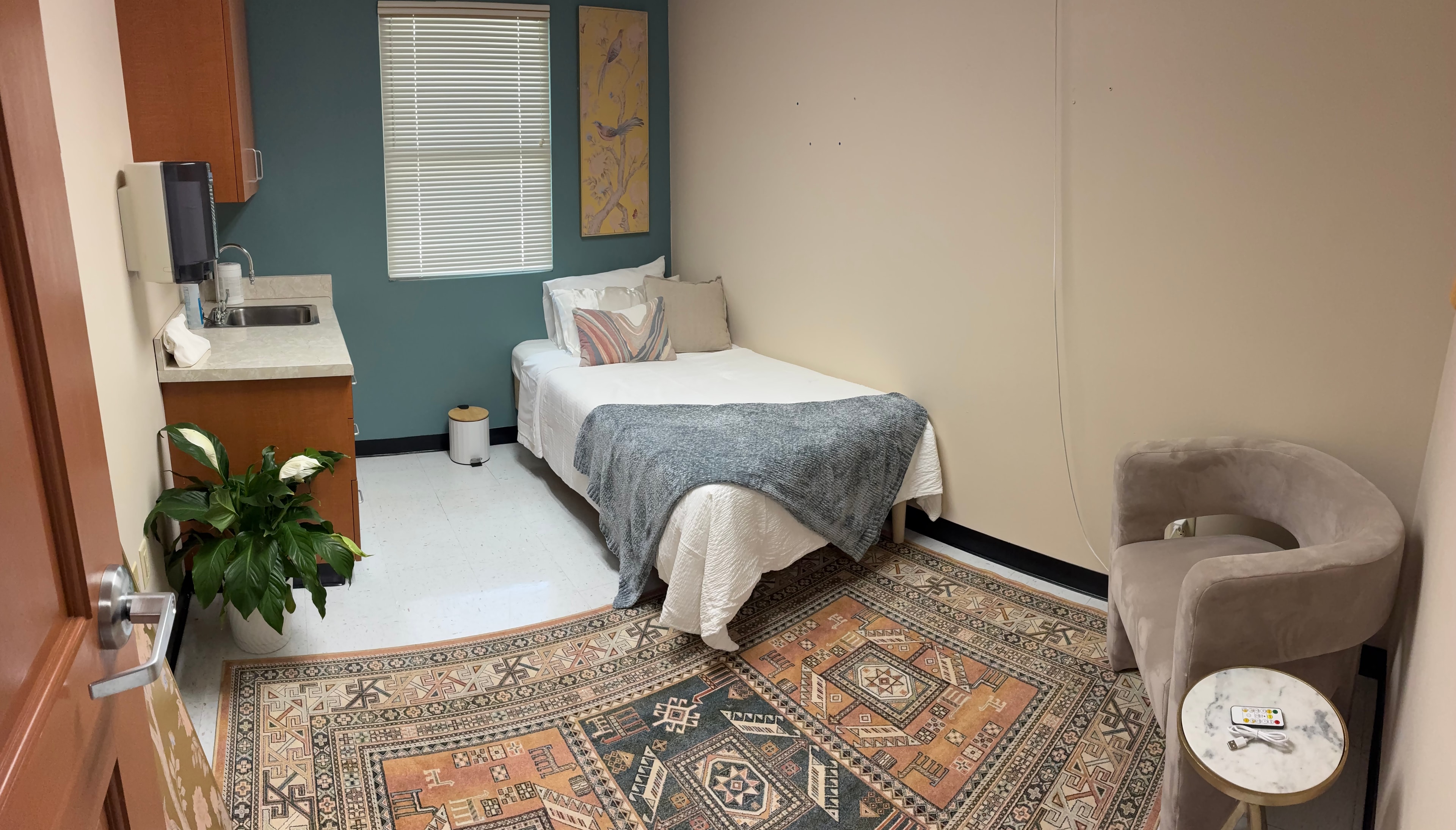 Serene healing environment at Lightworker Ketamine Center